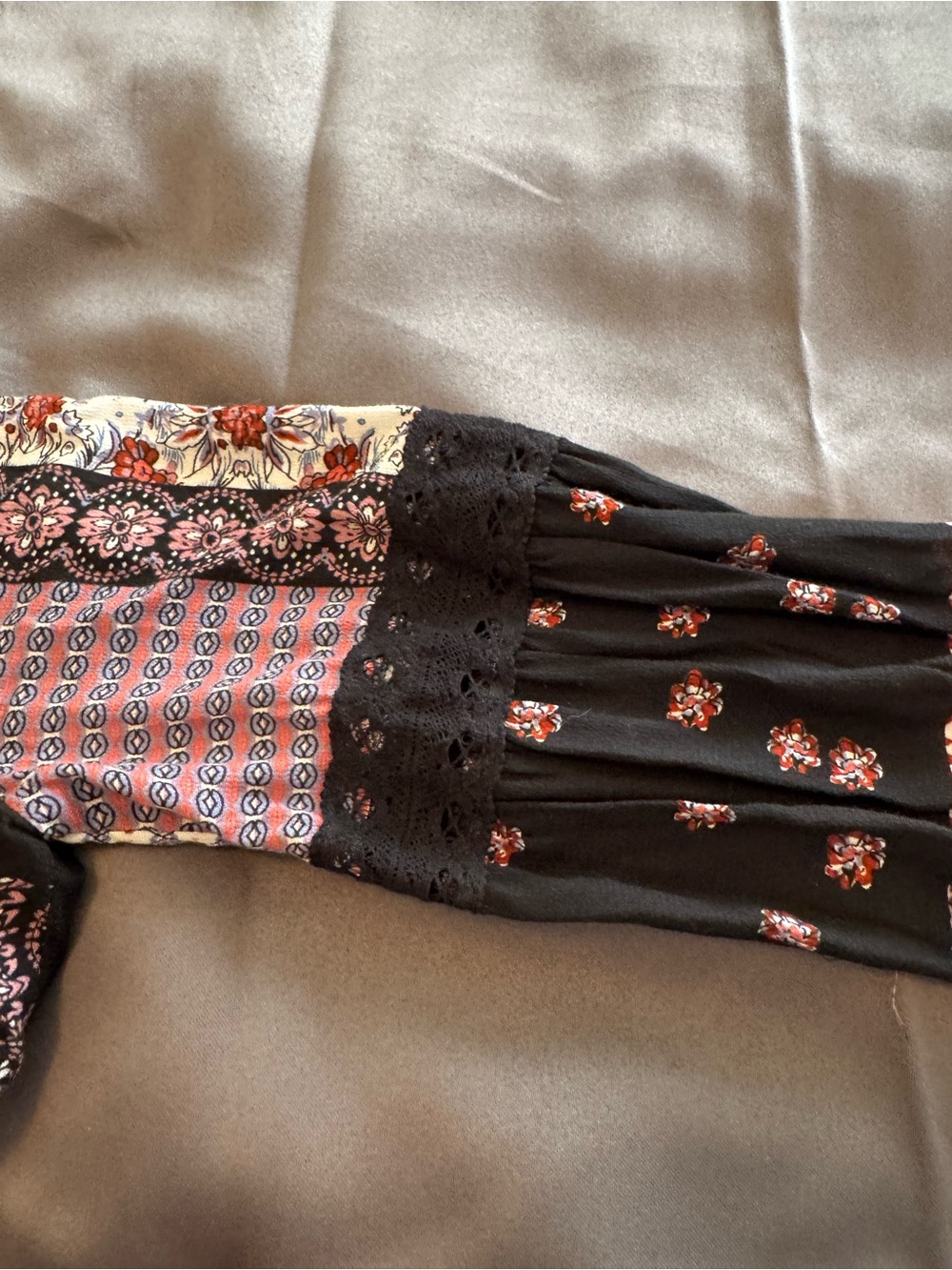 NWOT Lucky Brand Boho Patchwork Peasant Blouse Mixed Floral Print Lace Trim Top - Picture 6 of 12